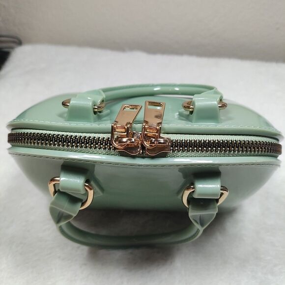 Glossy Green Double Handle Small Purse Gold Zipper - Patent Leather Finish Like - Picture 4 of 8